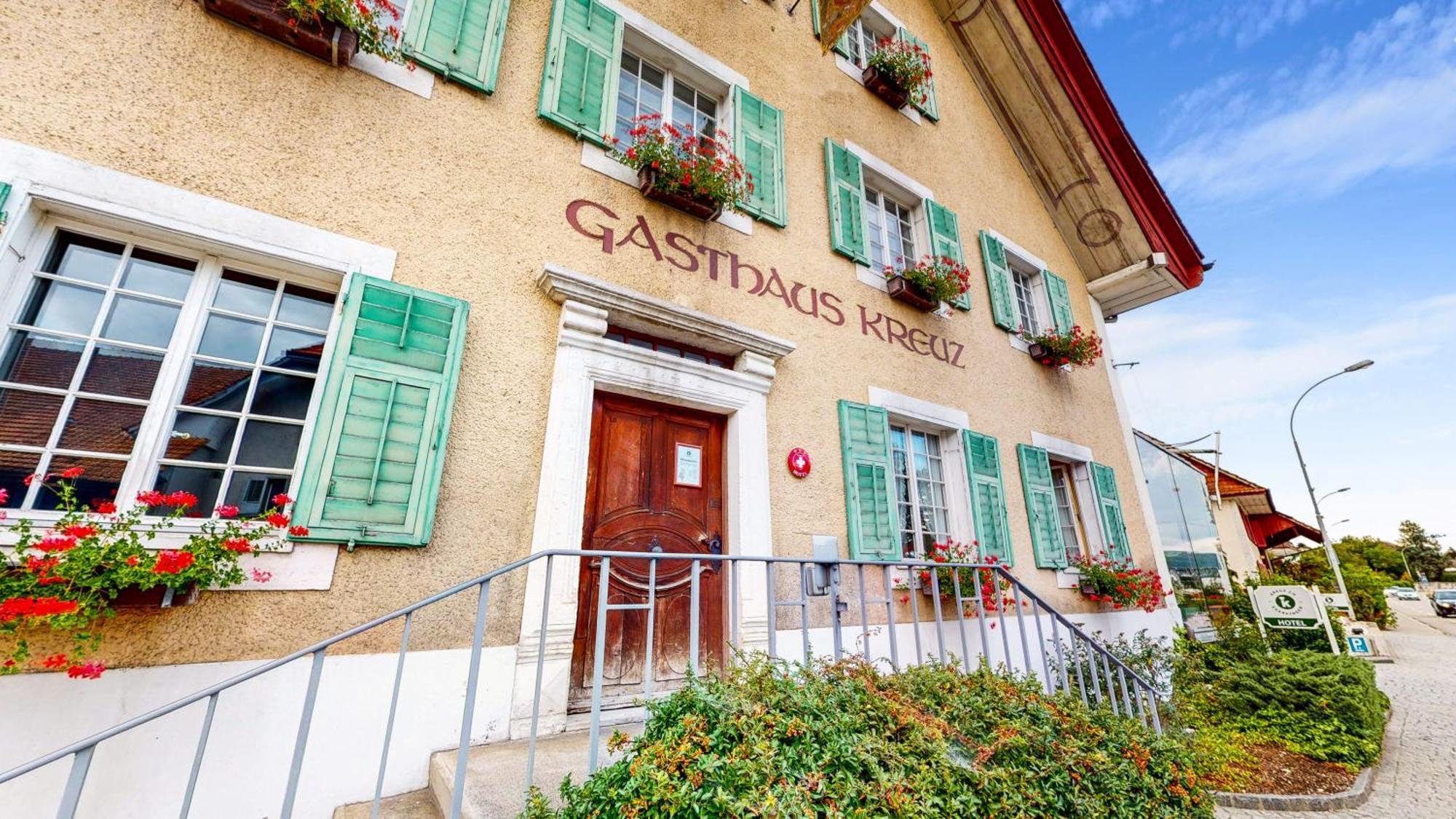 Gasthof Kreuz Egerkingen Exteriör bild